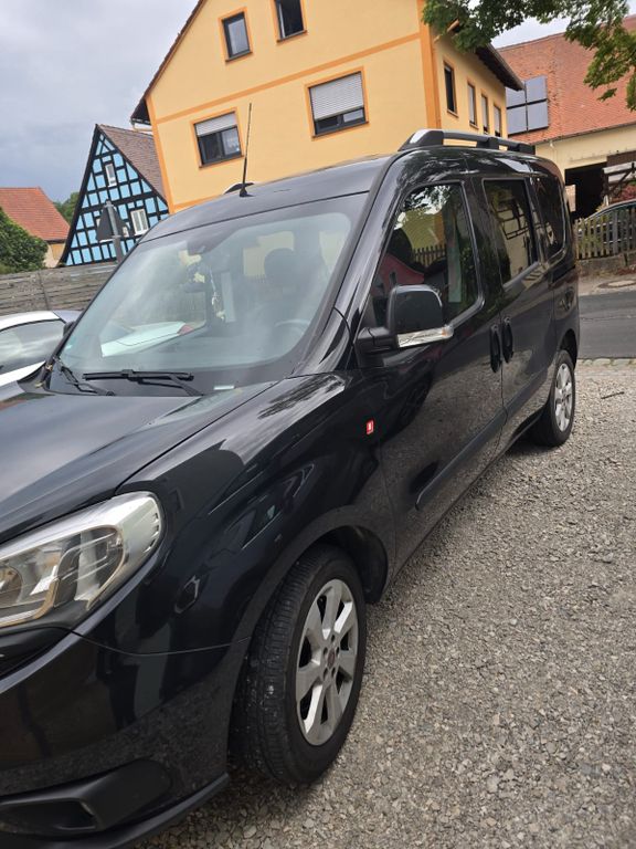 Bild des Angebotes Fiat Doblo 1.4 T-Jet 16V LOUNGE LOUNGE
