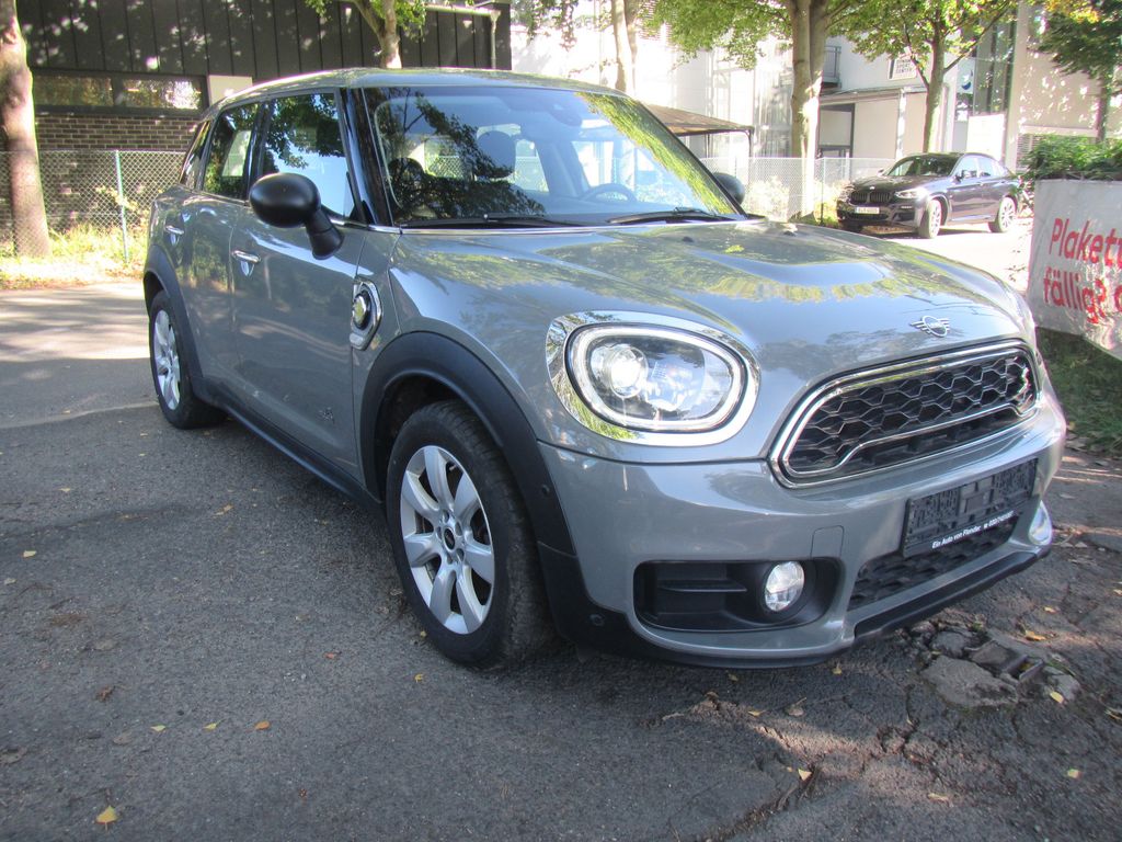 Bild des Angebotes MINI Cooper SE Countryman ALL4 Navi LED PDC Autom.