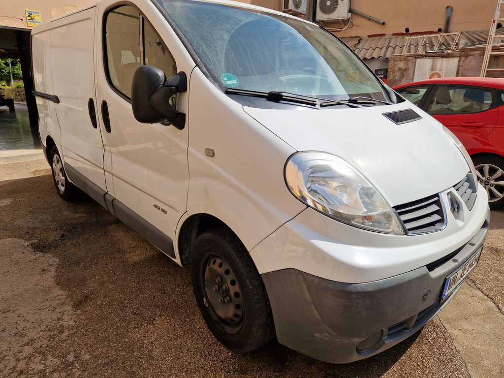 Renault Trafic 2.0 dCi 115 L1H1, Klima, AHK, HU 03/28
