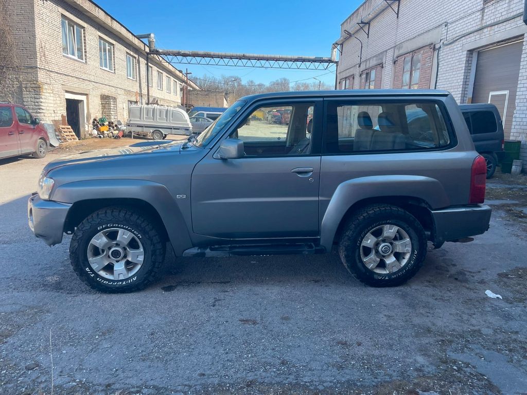Nissan Patrol 3.0 dCi LE Top Zustand