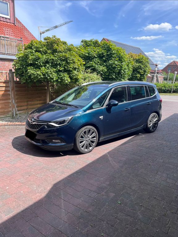 Bild des Angebotes Opel Zafira 1.6  Business Innovation OPC-Line