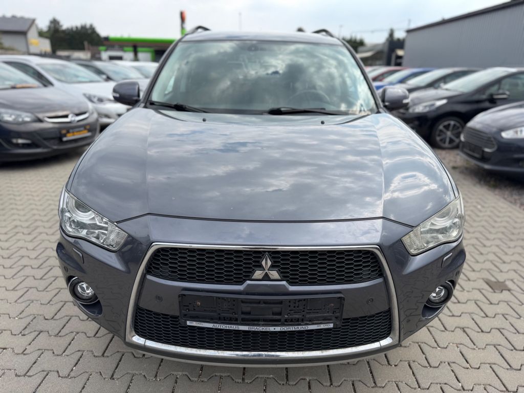 Bild des Angebotes Mitsubishi Outlander  4WD Automatik*Allrad*7 Sitze*Service