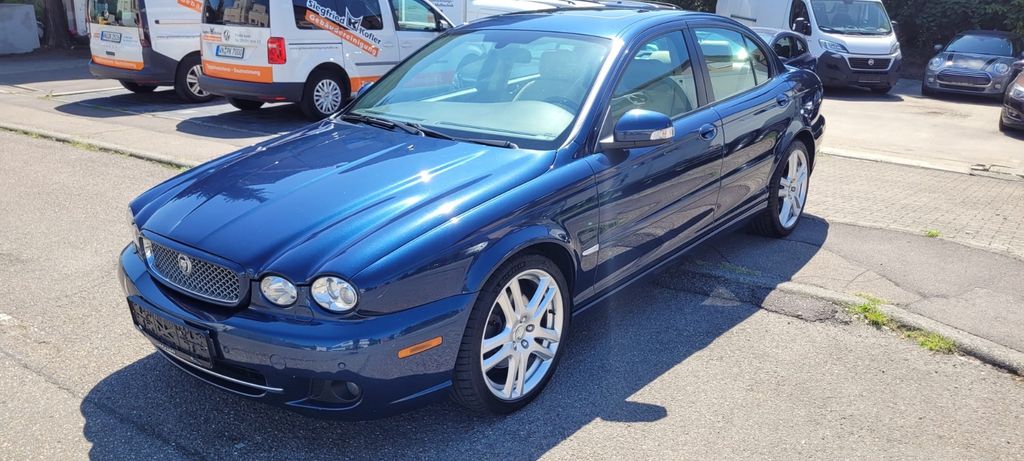 Bild des Angebotes Jaguar X-Type 2.2 D Executive