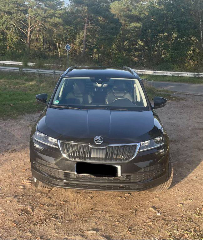 Bild des Angebotes Skoda Karoq 1.5l TSI ACT DSG STYLE - TOP ZUSTAND