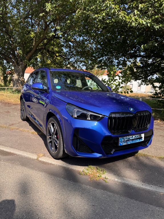 Bild des Angebotes BMW X1 xDrive30e M Sport Pro Portimao Blau, Voll