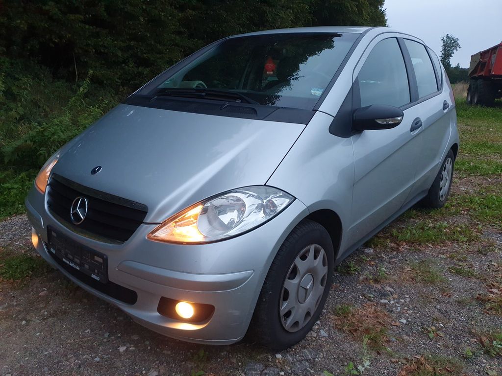 Bild des Angebotes Mercedes-Benz A180 CDI AUTOMATIK KLIMA EL.FH ZV+FB ESP TÜV NEU