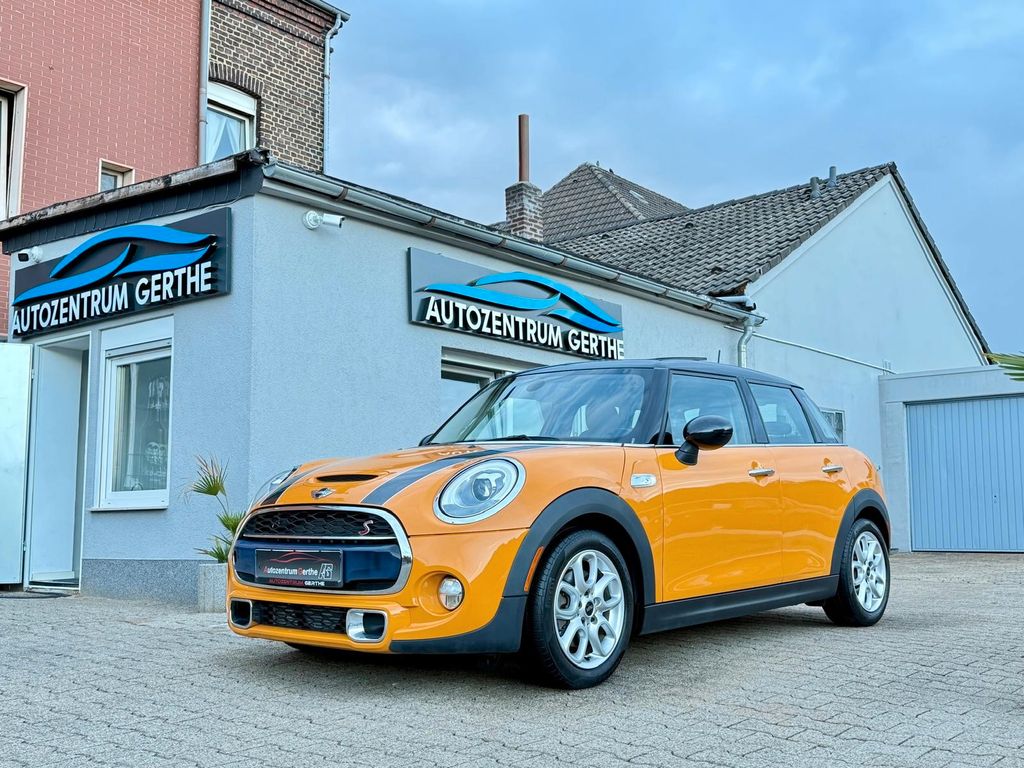 Bild des Angebotes MINI COOPER S Mini 5-trg. *Automatik*Panorama*Kamera*
