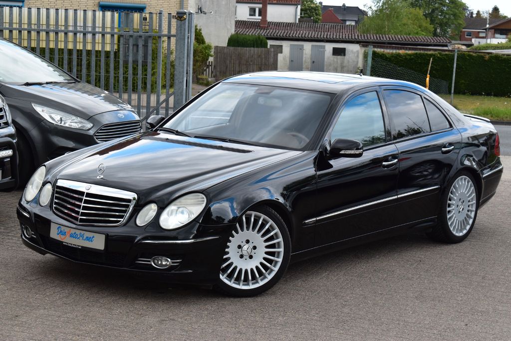 Bild des Angebotes Mercedes-Benz E 320 CDI Lim. AUT.| Bi-XENON| Leder|Navi|Tempo.