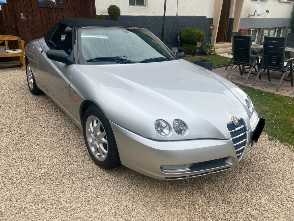 Bild des Angebotes Alfa Romeo Spider 2.0 JTS 16V Medio Medio
