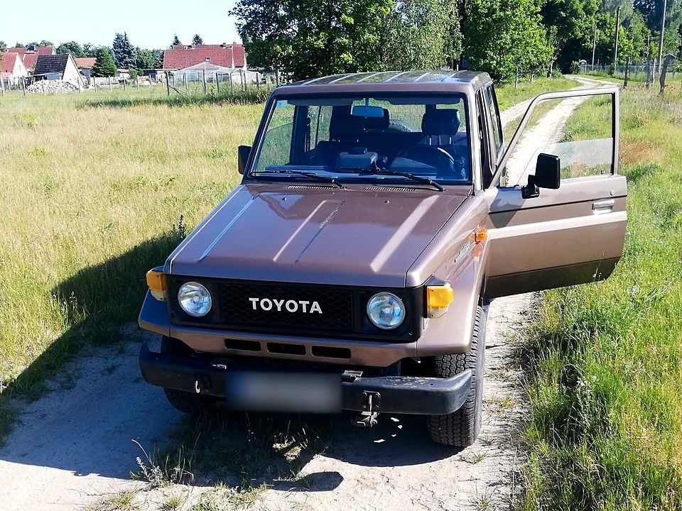 Toyota Land Cruiser