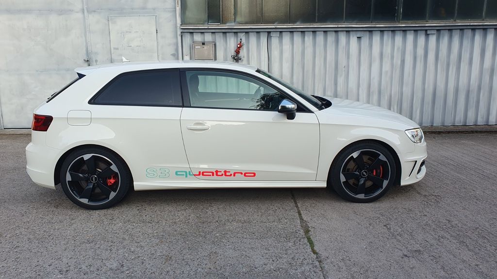 Bild des Angebotes Audi S3 2.0 TFSI quattro+Navi+Schaltgetriebe