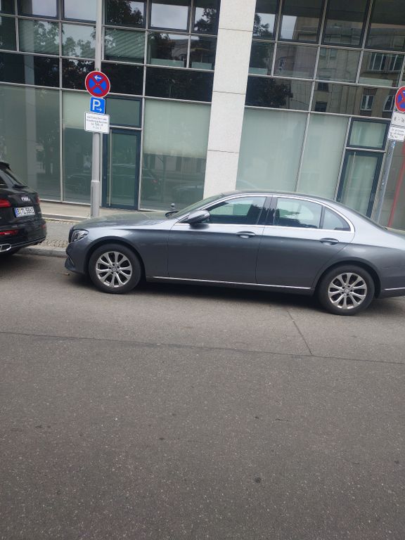 Bild des Angebotes Mercedes-Benz 220