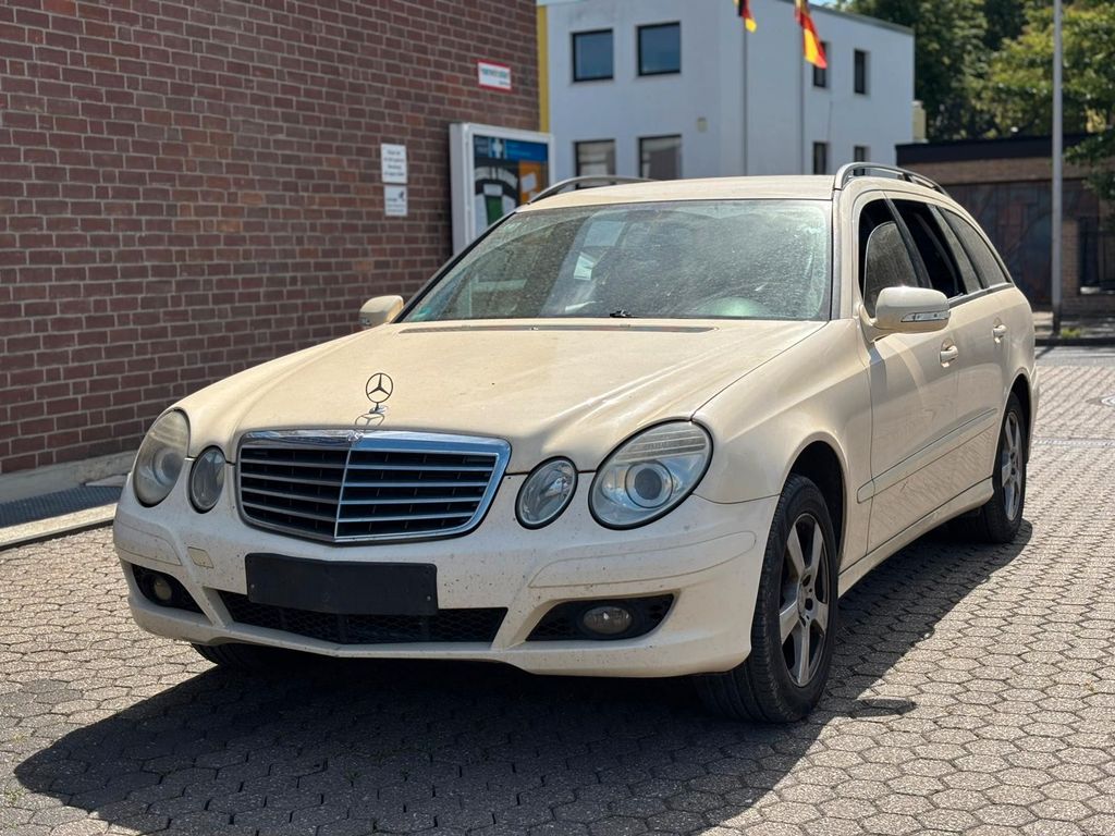 Bild des Angebotes Mercedes-Benz E 200 SHZ AHK AUTOMATIK 10/26