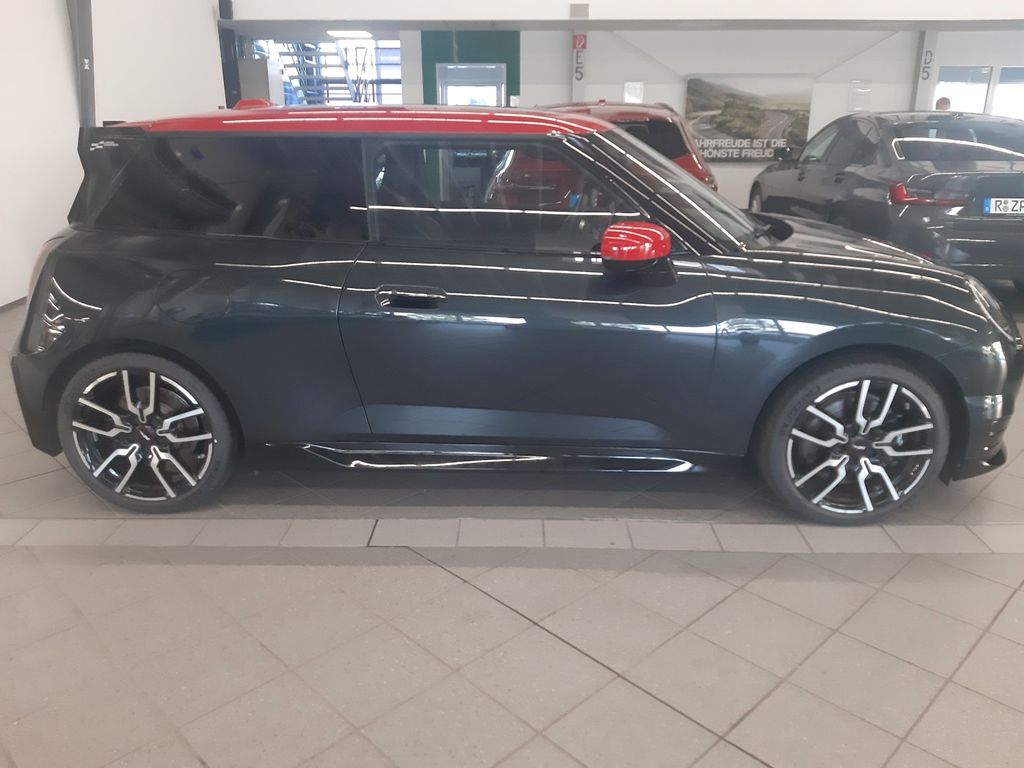 Bild des Angebotes MINI Cooper E - JCW Trim, PANO, HUD, KAM, Gar. 12/29