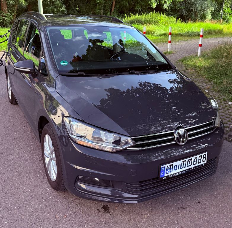 Bild des Angebotes Volkswagen Touran 2.0 TDI SCR DSG Comfortline 7 Sitzer