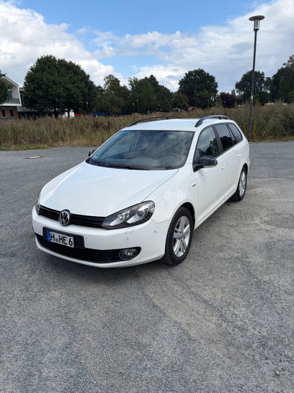 Bild des Angebotes Volkswagen Golf 2.0 TDI DSG MATCH Variant MATCH