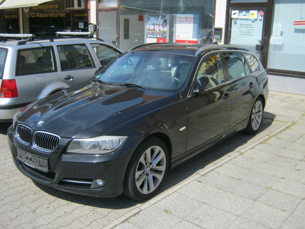 Bild des Angebotes BMW 320d Touring Edition Lifestyle/Navi/Xenon/Pano