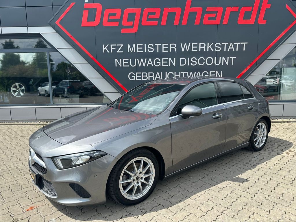 Bild des Angebotes Mercedes-Benz A 180 d LED NAV LEDER KAMERA