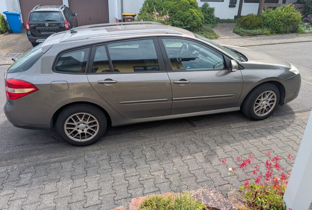 Bild des Angebotes Renault Laguna 3 Grandtour 2.0 16V Kombi Braun