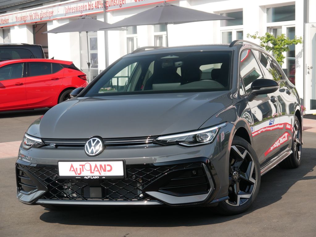 Bild des Angebotes Volkswagen Golf VIII Variant 1.5 eTSI R-Line DSG LED ACC Ka