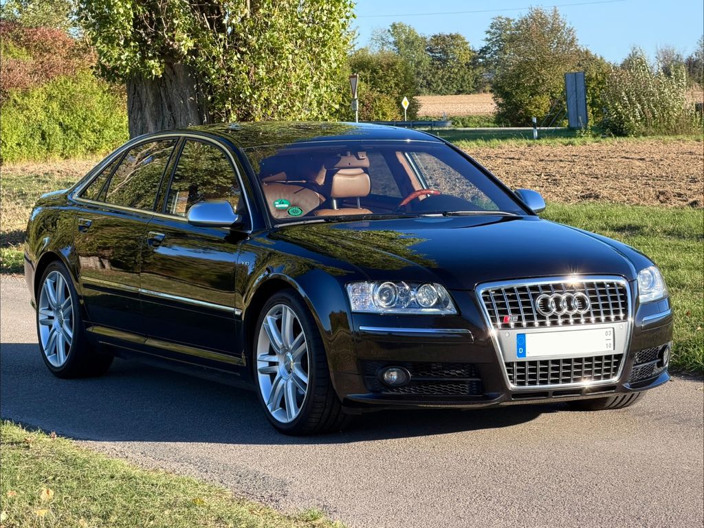 Bild des Angebotes Audi S8 5.2 V10 quattro / 2. Hand / Audi exclusive