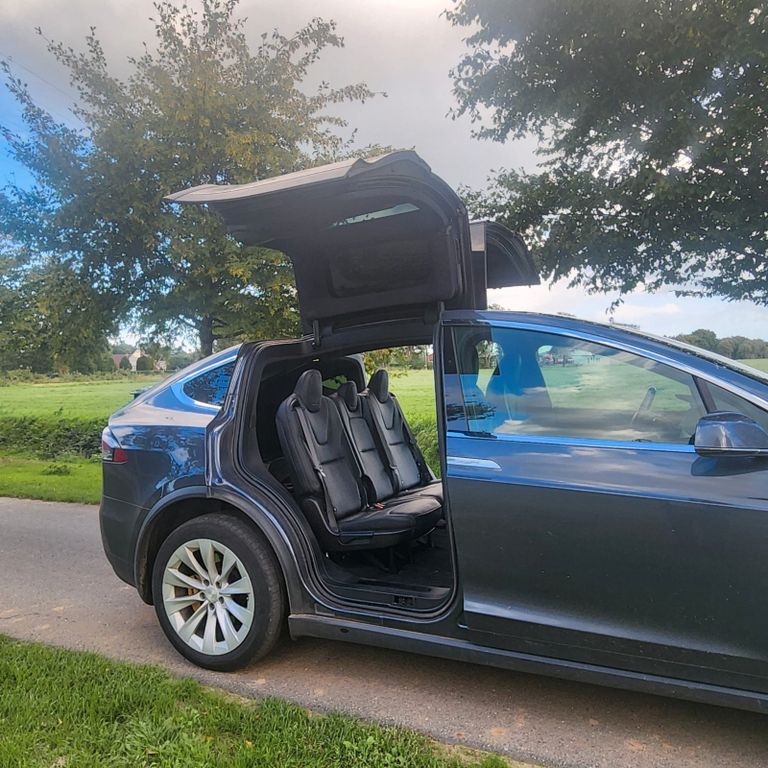 Bild des Angebotes Tesla Model X Allradantrieb mit Dualmotor -