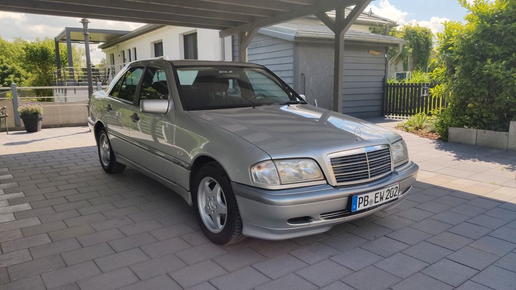Mercedes-Benz W202 C180 Classic Restauriert mit Wertgutachten