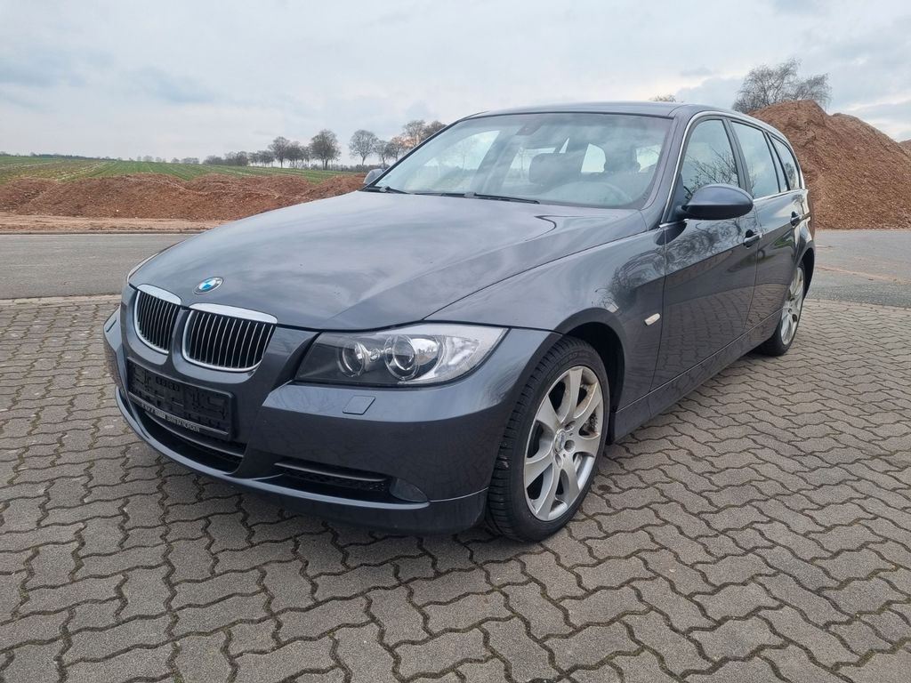 Bild des Angebotes BMW Touring 330i Klima * TÜV/AU