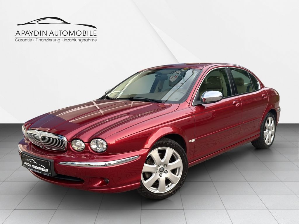 Bild des Angebotes Jaguar X-Type 2.5 V6 Executive 1.HAND/LEDER/XENON/NAVI