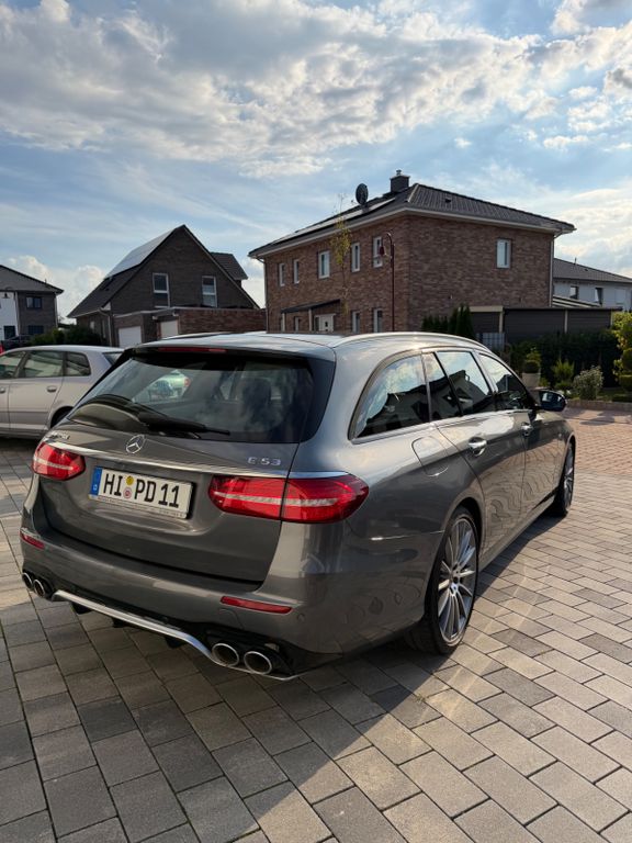 Bild des Angebotes Mercedes-Benz E 53 AMG E 53 4MATIC+ T Autom. Standard