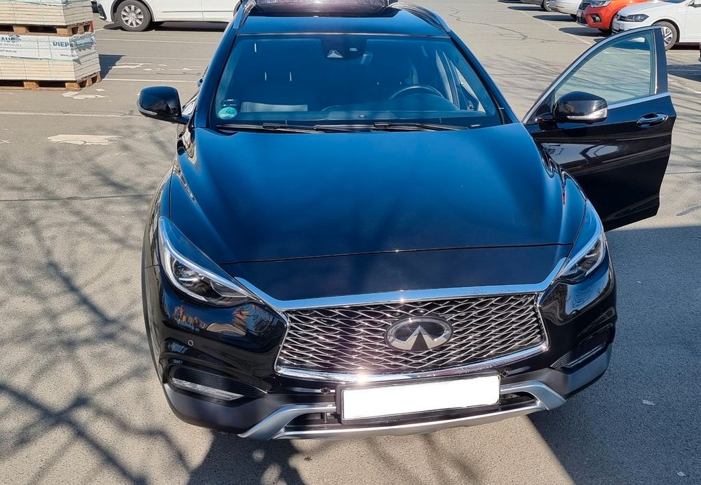 Bild des Angebotes Infiniti QX30 2.2d AWD Premium Tech * 1 Hand * Scheckheft