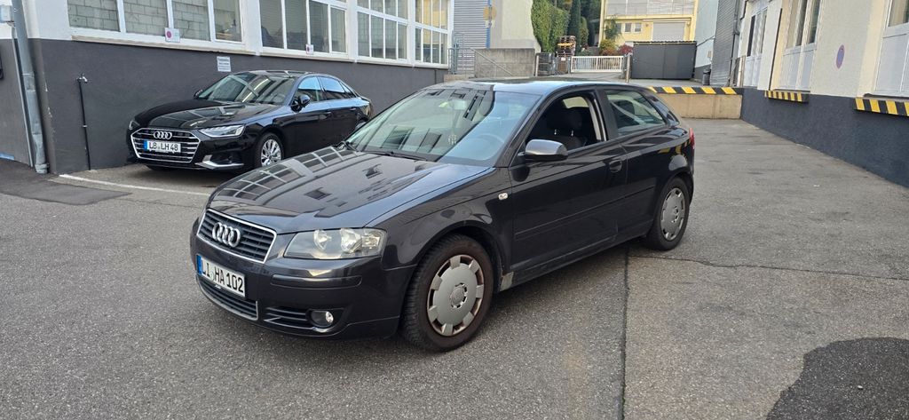 Bild des Angebotes Audi A3 1.6 Ambition Ambition