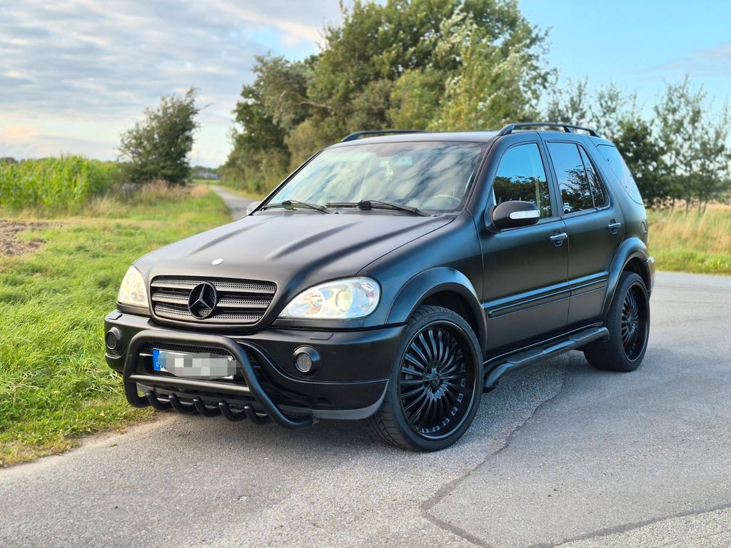 Bild des Angebotes Mercedes-Benz ML 55 AMG Mattschwarz