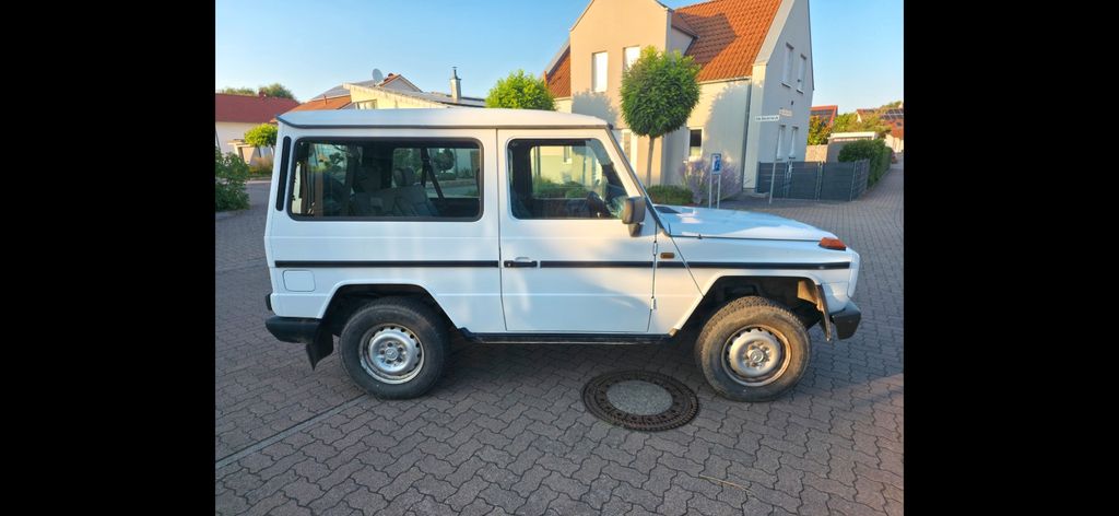 Mercedes-Benz GE 230