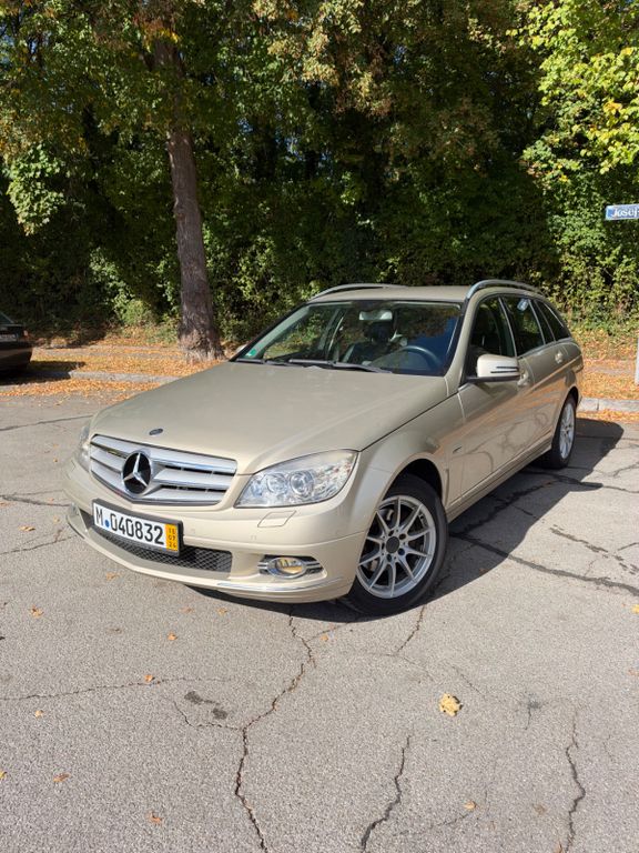 Bild des Angebotes Mercedes-Benz C 180 CGI T AVANTGARDE Automatik Classic