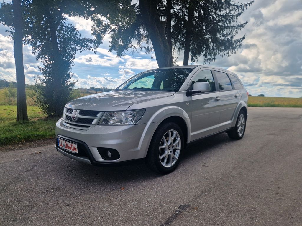 Bild des Angebotes Fiat Freemont Urban/7 Sitze/Tüv 05.2027