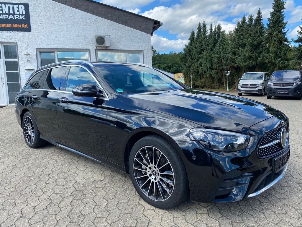 Bild des Angebotes Mercedes-Benz E 300 de T-Modell AMG*ACC*AHK*HUD*Keyless*Pano