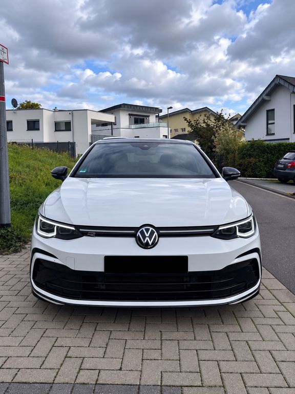 Bild des Angebotes Volkswagen Golf 1.5 eTSI 110kW DSG R-Line R-Line