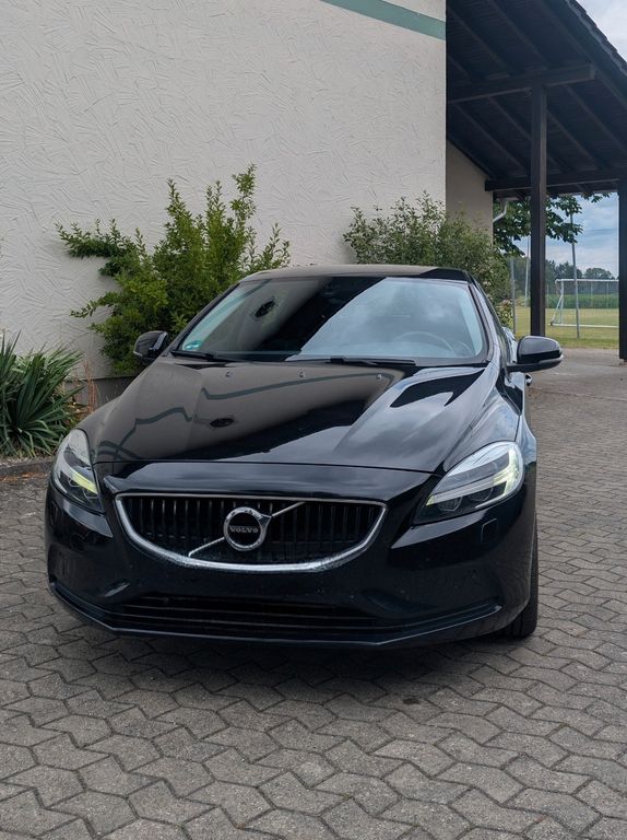Bild des Angebotes Volvo V40 D3 Geartronic Momentum