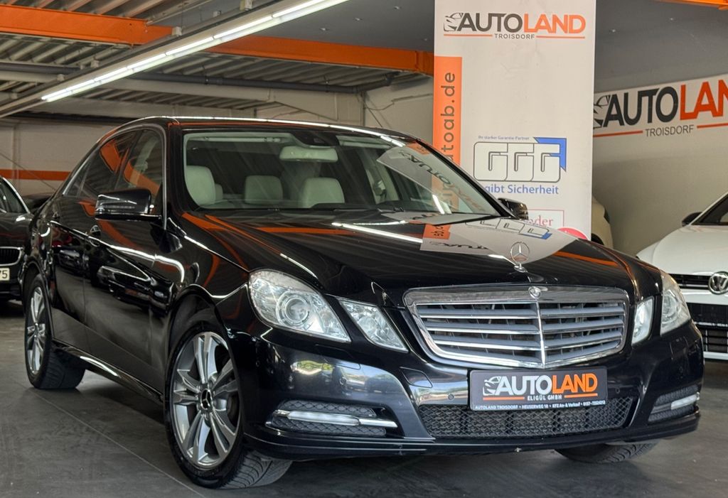 Bild des Angebotes Mercedes-Benz E250 Limousine CDI 4Matic*AUTOM*XENON*NAVI*LEDER