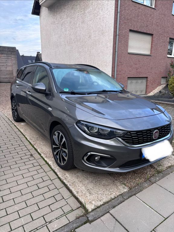 Bild des Angebotes Fiat Tipo 1.6 MultiJet LOUNGE LOUNGE