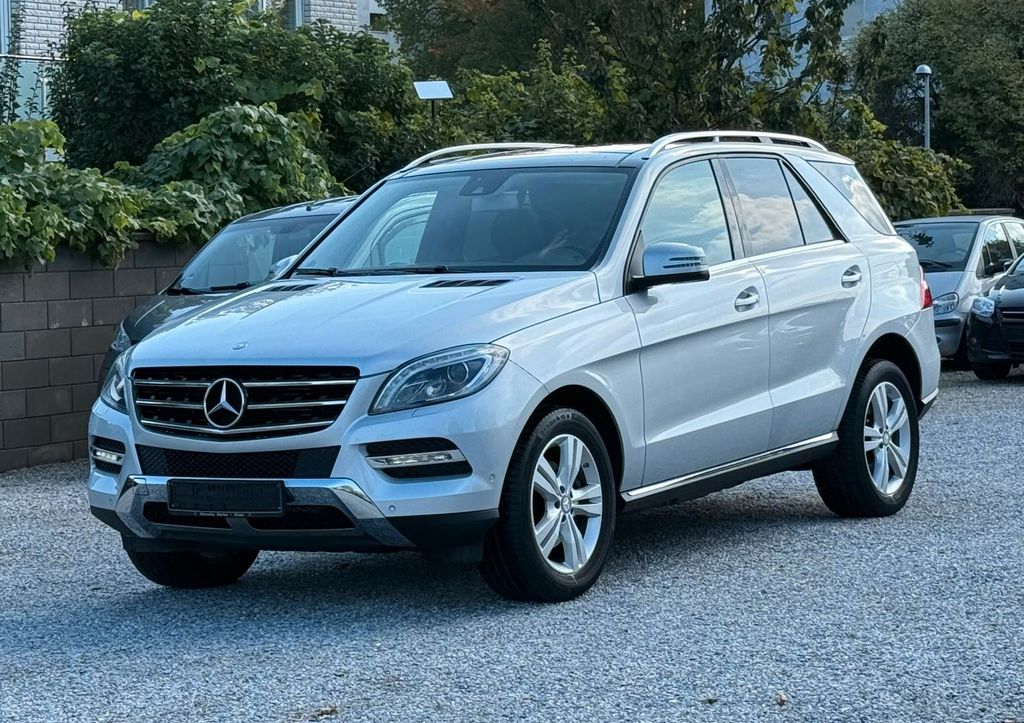 Bild des Angebotes Mercedes-Benz ML250 CDI 4MATIC LEDER+PANO+NAVI+XENON+SOFTCLOSE