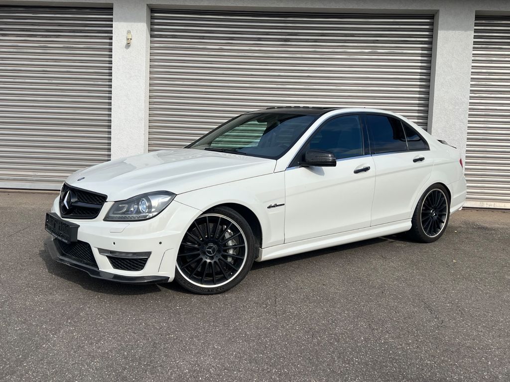 Bild des Angebotes Mercedes-Benz C63 AMG Lim.*Sport*Leder*Xenon*LED*H&K*Pano*19