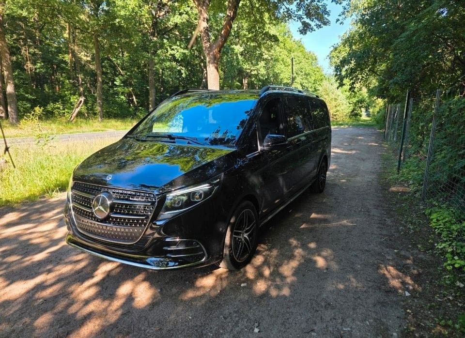 Bild des Angebotes Mercedes-Benz V 300 d Aut. AVANTG. extralang VIP LUXUS Sitze