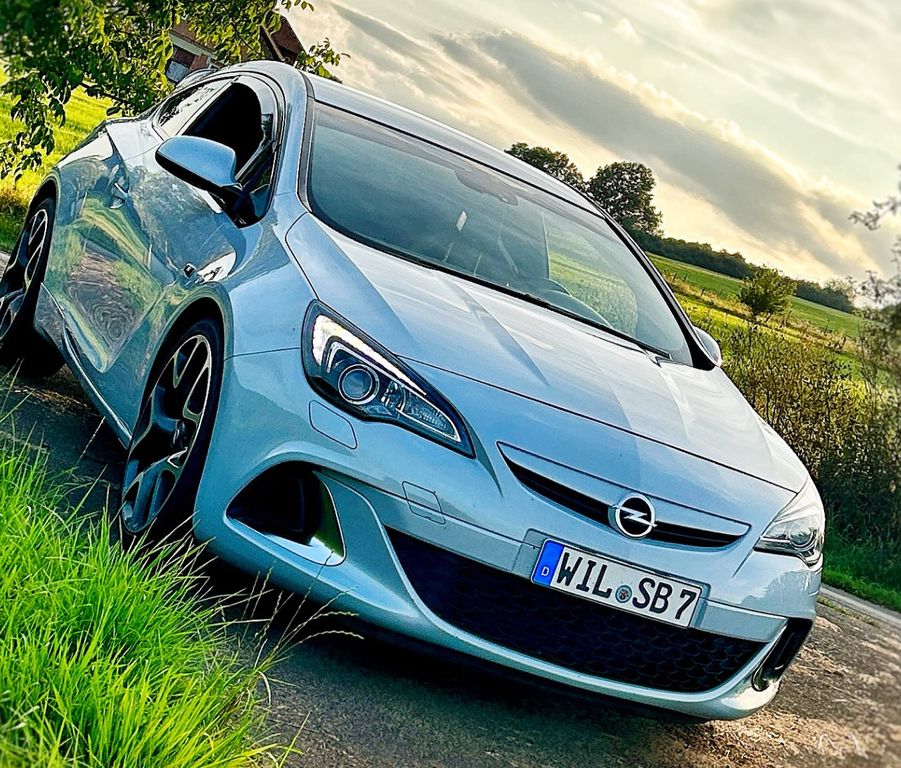Opel Astra 2.0 Turbo 206kW OPC S/S OPC