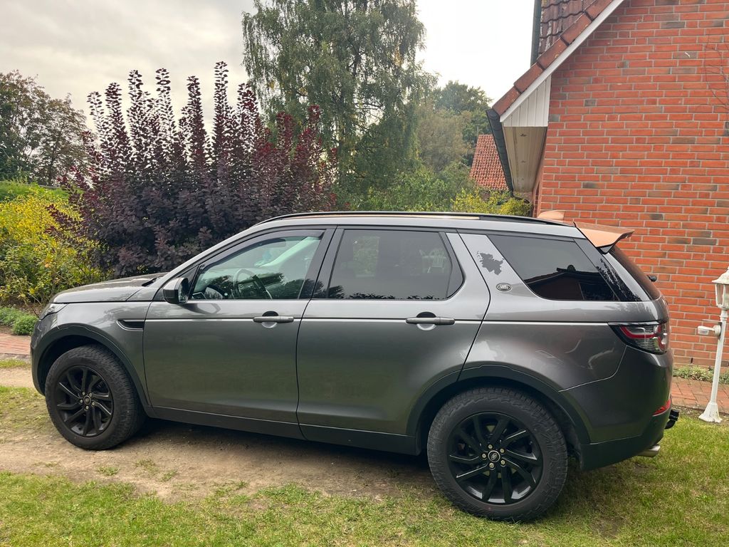 Bild des Angebotes Land Rover Discovery Sport TD4 132kW Automatik 4WD SE SE