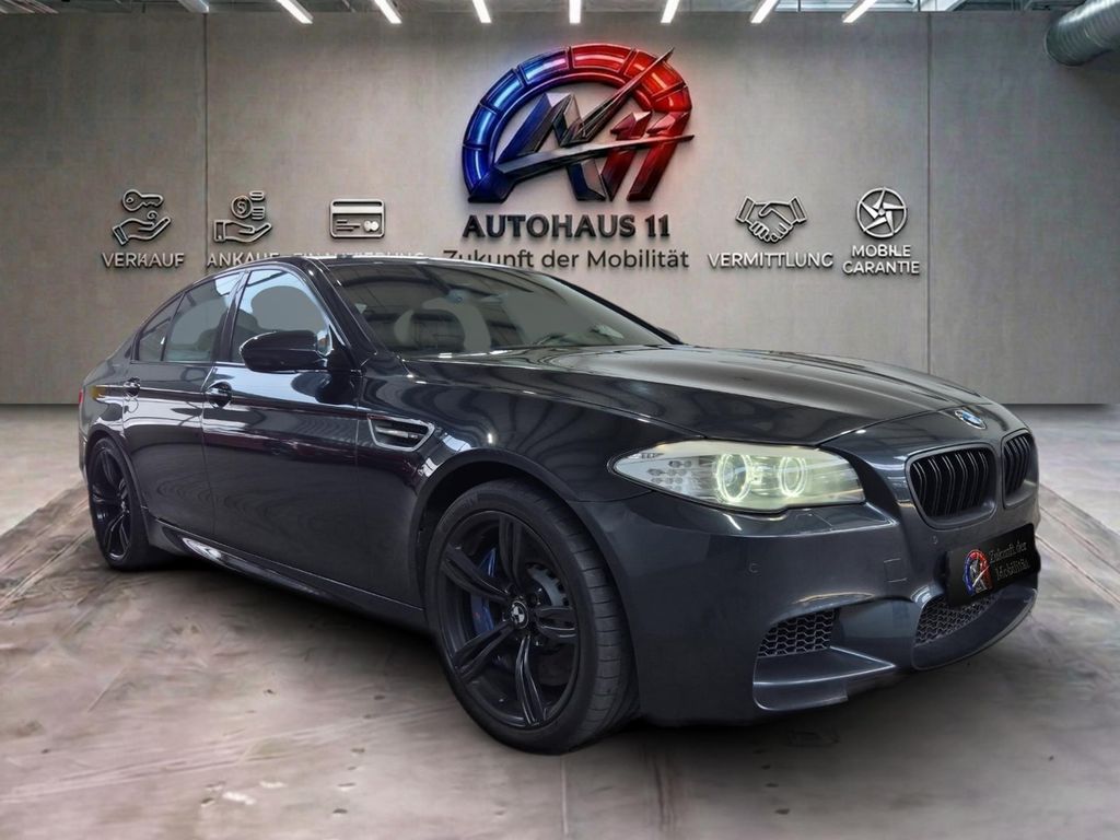 Bild des Angebotes BMW M5*DKG*LEDER*HEAD UP*20 ZOLL*