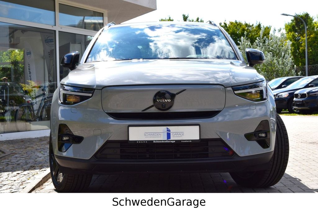 Bild des Angebotes Volvo EX40 Twin Motor AWD Plus Black Edition AHK