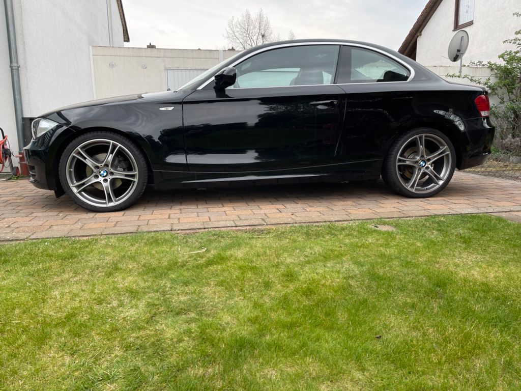 Bild des Angebotes BMW 125i Coupe Aut.