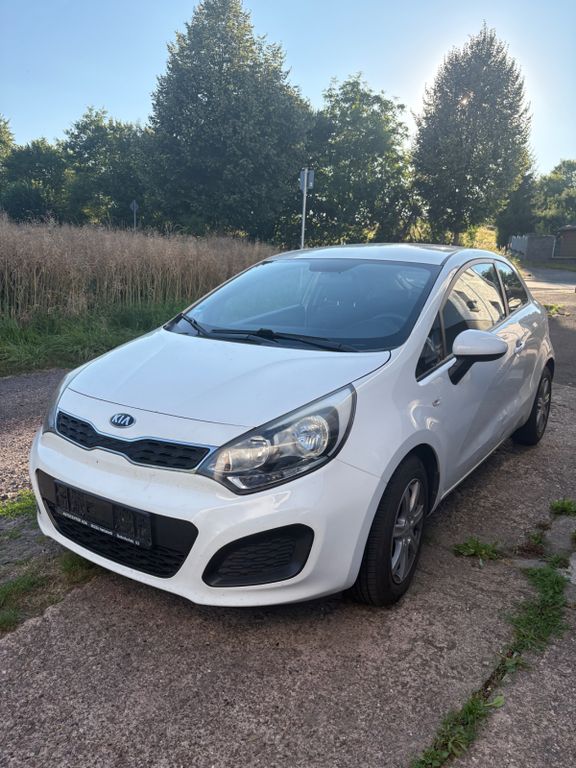 Bild des Angebotes Kia Rio TÜV neu